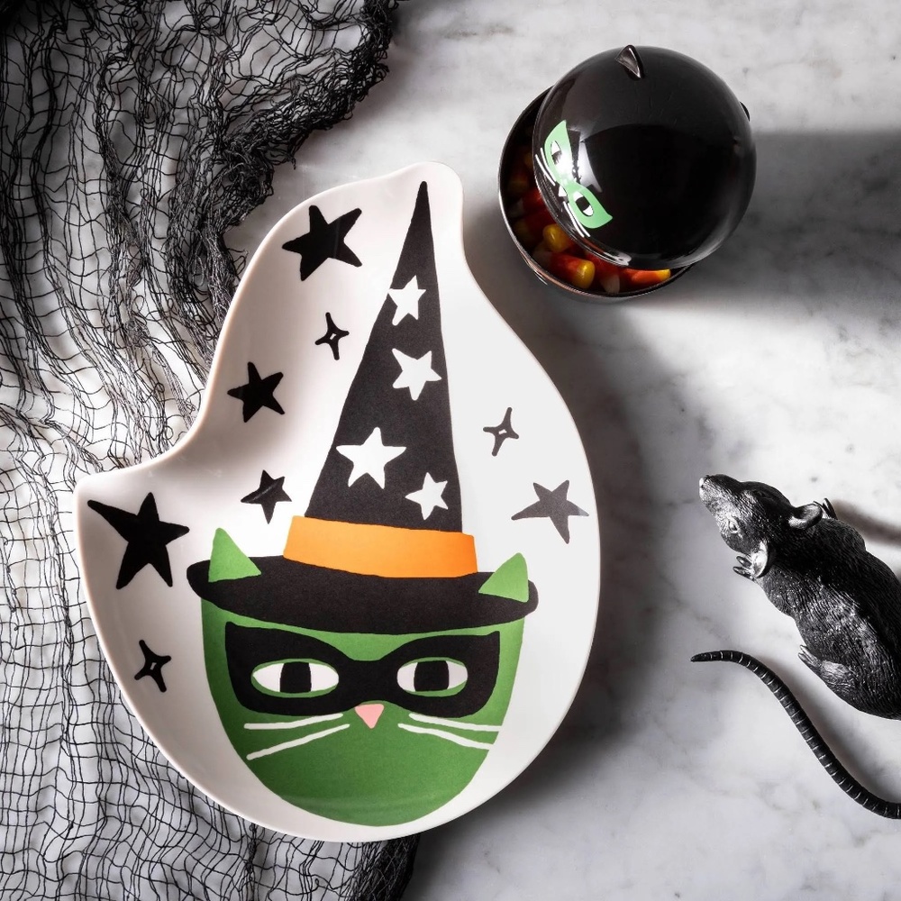 Target Hyde & EEK Halloween Green Masked Cat Melamine Plates